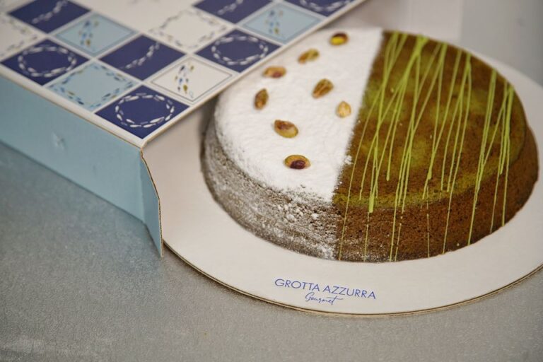 Torta Caprese al pistacchio